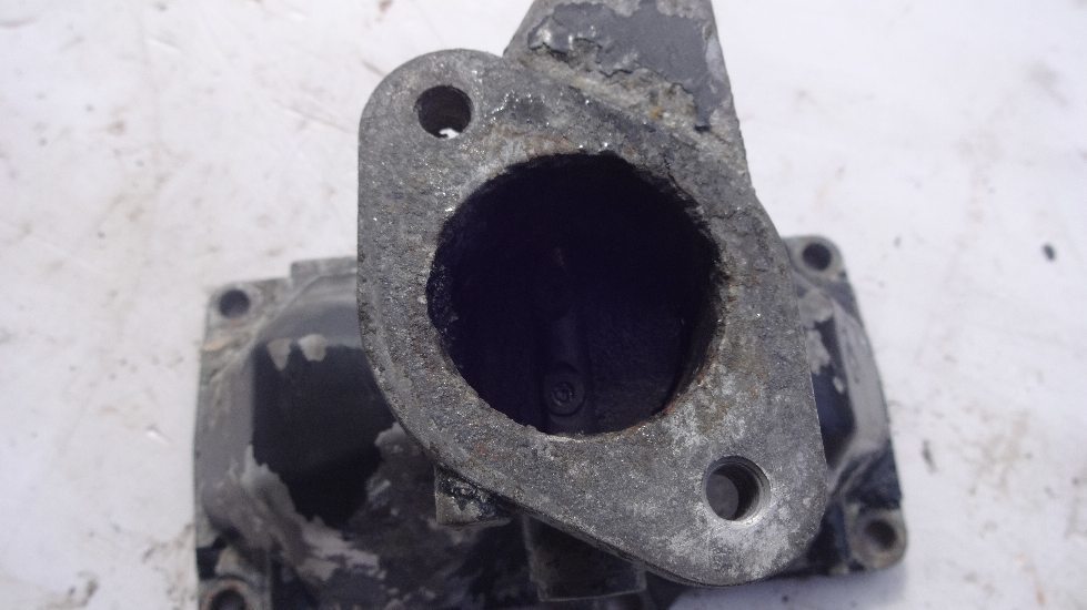 клапан системы EGR б/у - 2